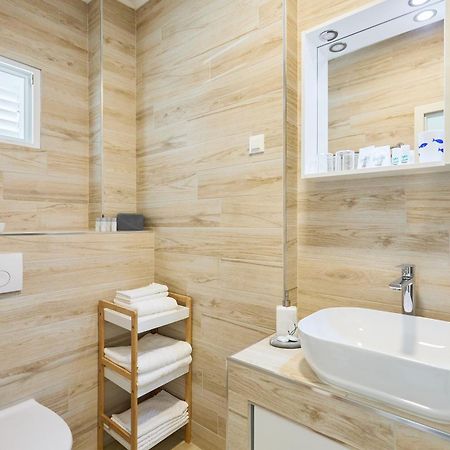 Apartment Voyager Дубровник Екстериор снимка