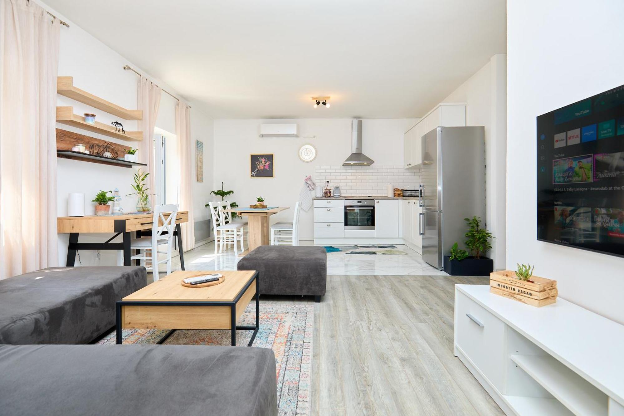 Apartment Voyager Дубровник Екстериор снимка