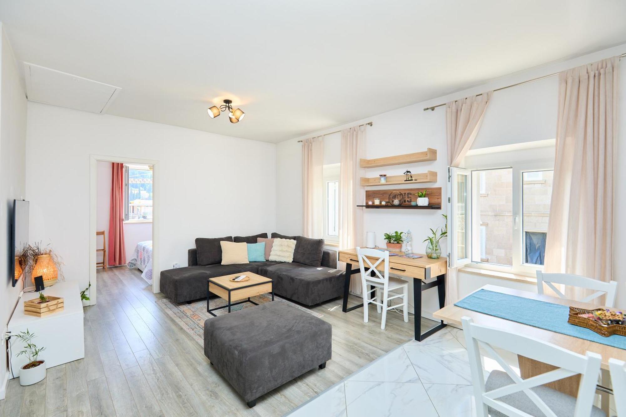 Apartment Voyager Дубровник Екстериор снимка