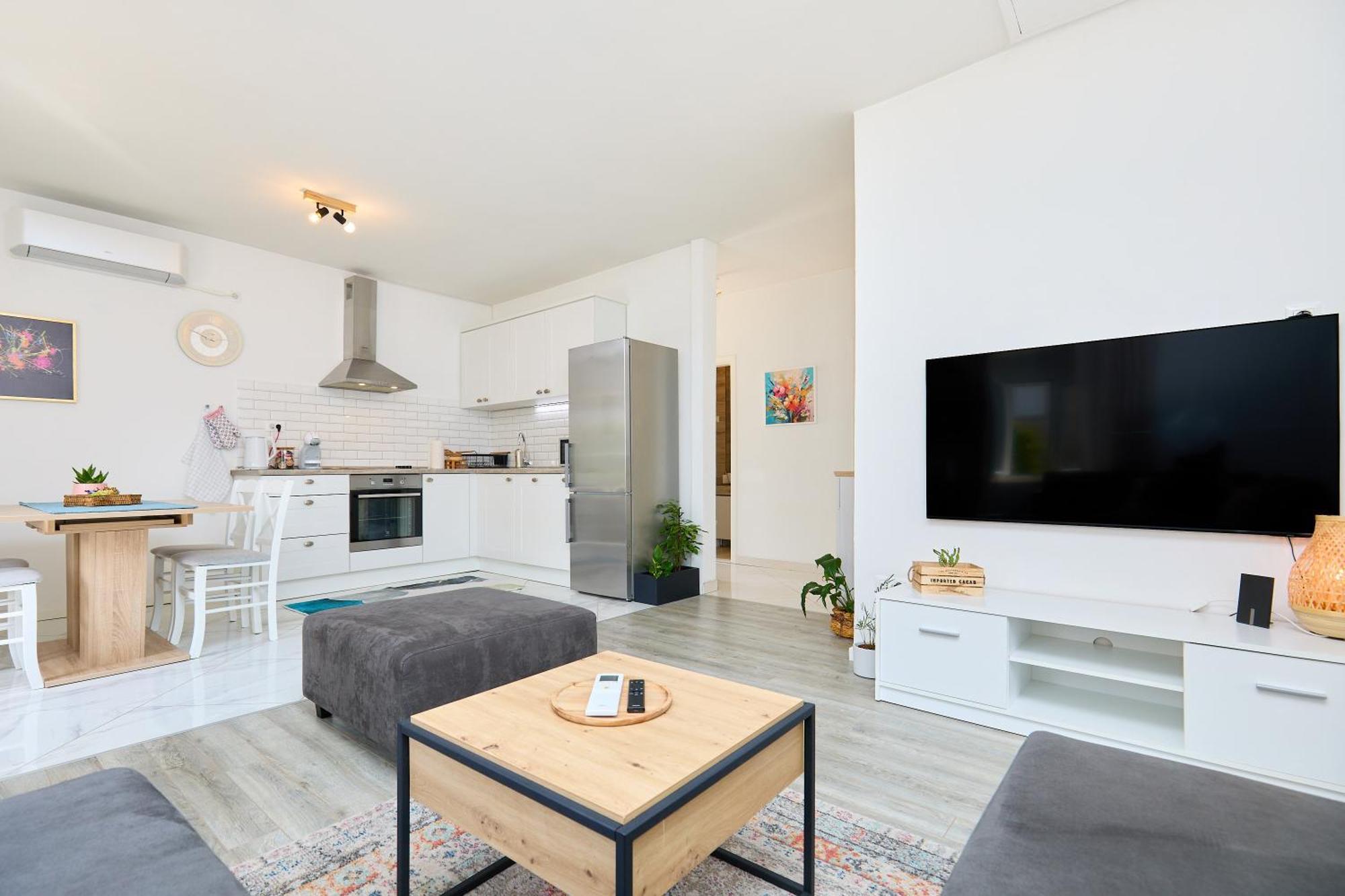 Apartment Voyager Дубровник Екстериор снимка