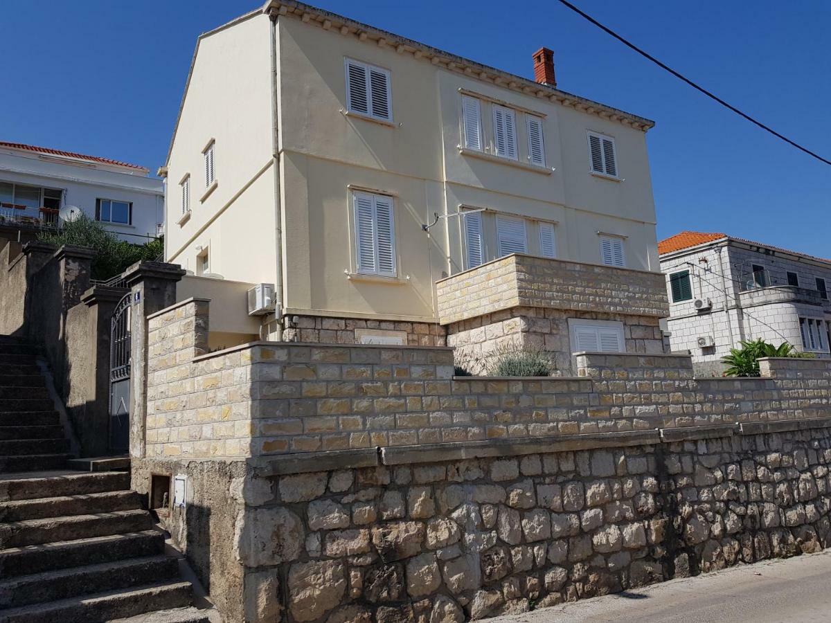 Apartment Voyager Дубровник Екстериор снимка
