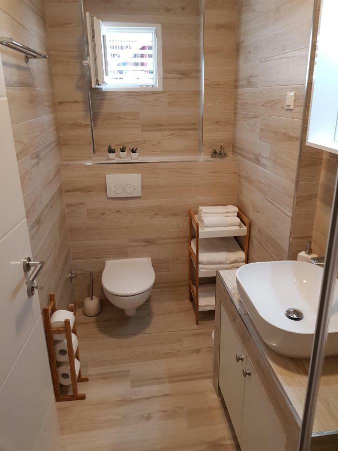 Apartment Voyager Дубровник Екстериор снимка