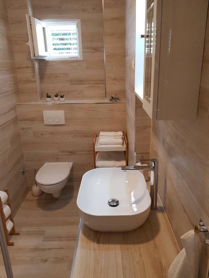 Apartment Voyager Дубровник Екстериор снимка