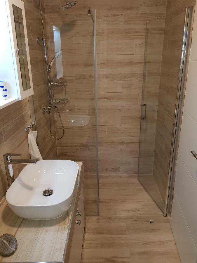 Apartment Voyager Дубровник Екстериор снимка